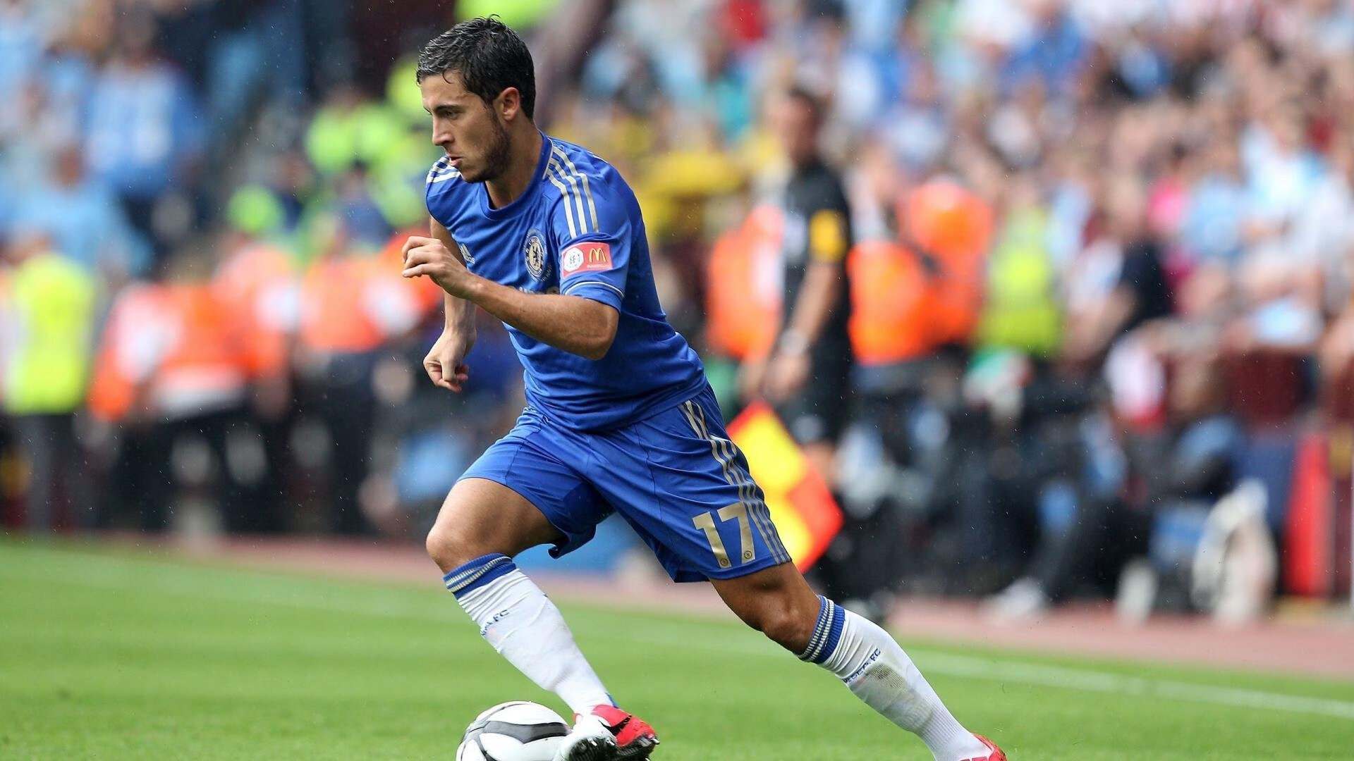 法兰克福通过中路直塞制造得分机会，法兰克福赢了吗