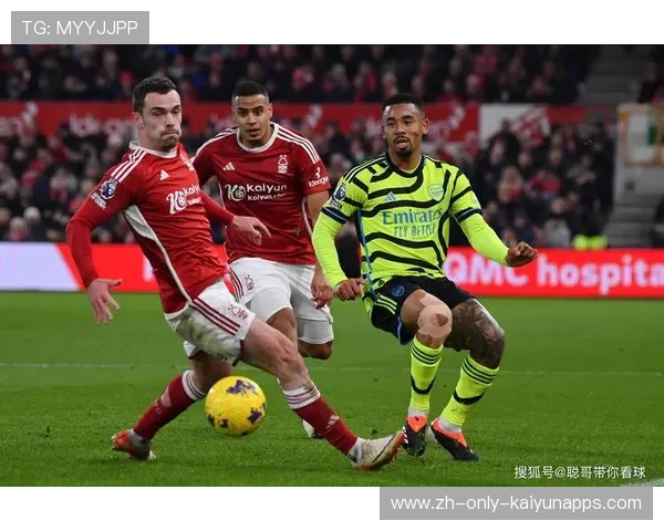 主场蜂狂！布伦特福德硬刚喜鹊，英超格局再松动，布伦特福德足球队